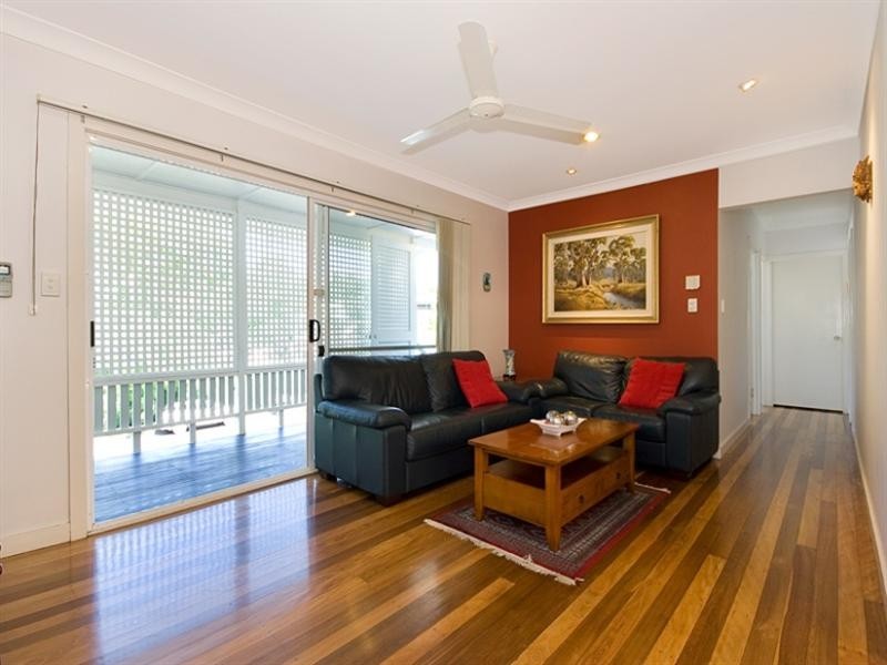 106 Broseley Road, Toowong QLD 4066