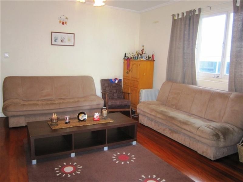 3 Frank Street, Graceville QLD 4075