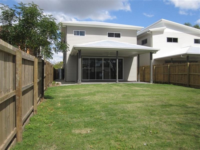 8 Richardson Street, Chelmer QLD 4068