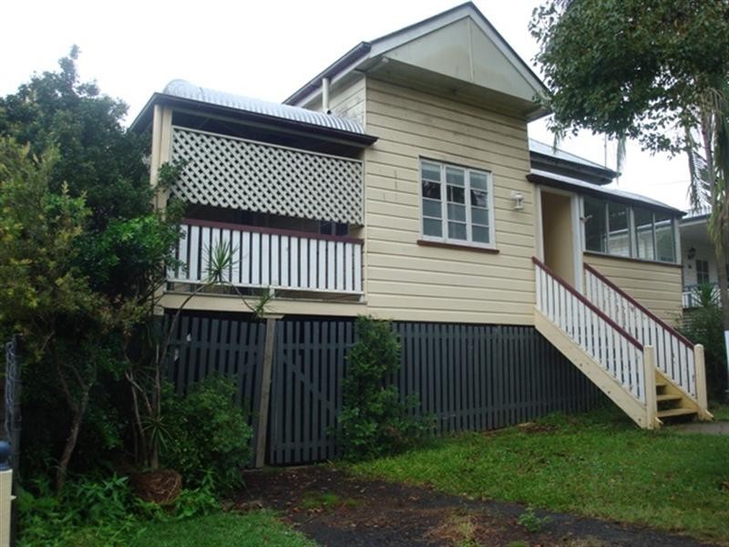 10 Mortlake Road, Graceville QLD 4075