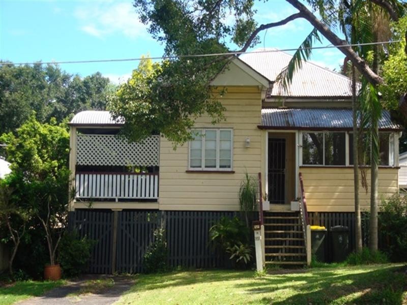 10 Mortlake Road, Graceville QLD 4075