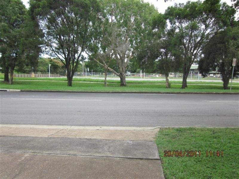 11 Waratah Avenue, Graceville QLD 4075