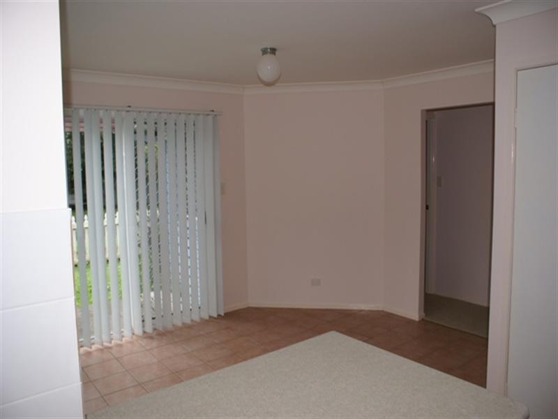 75 Lancelot Street, Tennyson QLD 4105