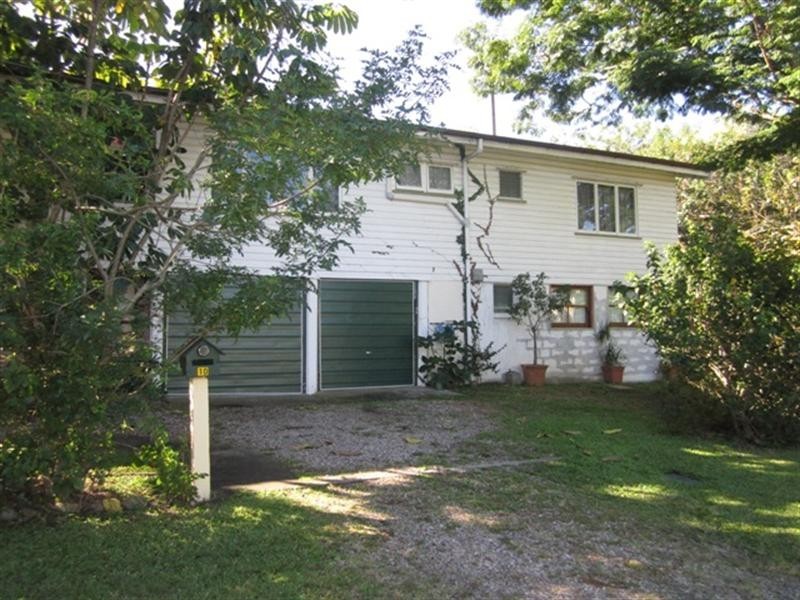 10 Gray Avenue, Corinda QLD 4075
