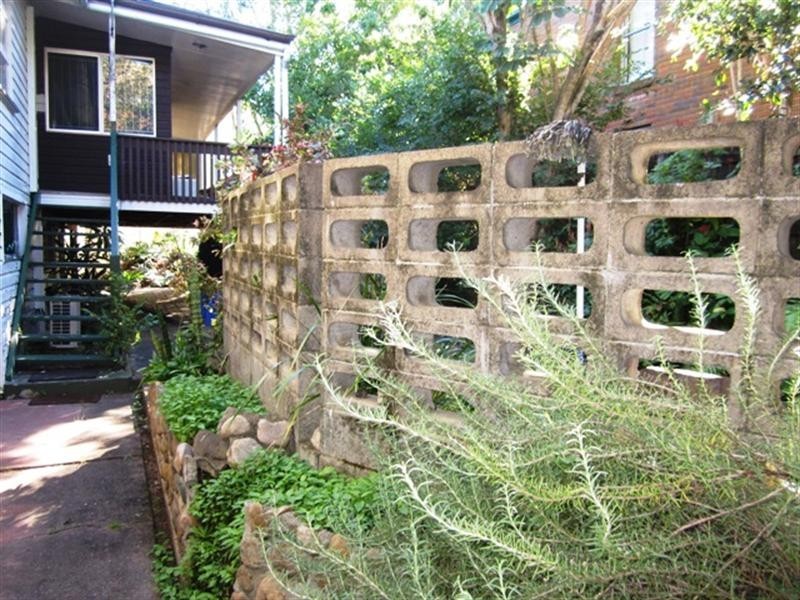 10 Gray Avenue, Corinda QLD 4075