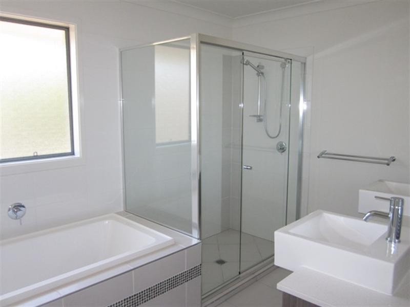 27 Walker Street, Corinda QLD 4075