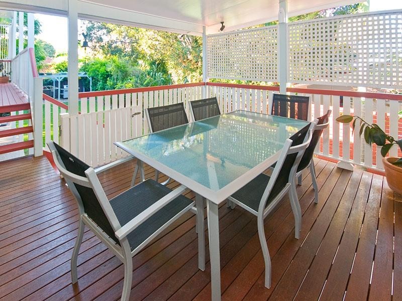 124 Strong Avenue, Graceville QLD 4075