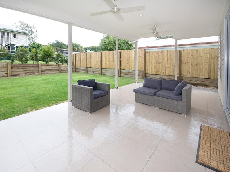 43 Ellen Street, Oxley QLD 4075