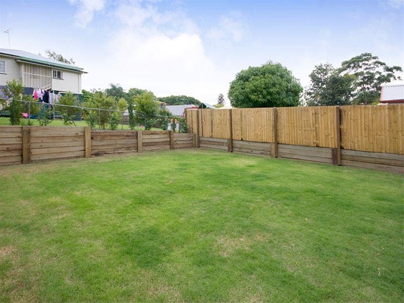43 Ellen Street, Oxley QLD 4075