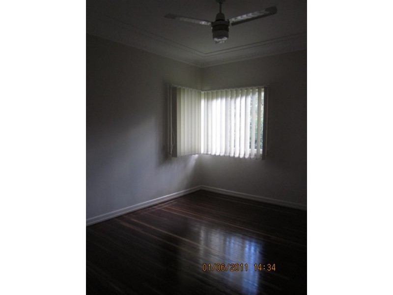 61 Oxley Station Road, Oxley QLD 4075