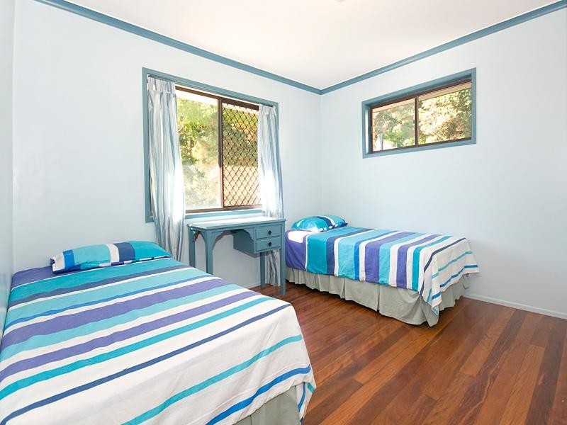 18 Meehan Street, Seventeen Mile Rocks QLD 4073