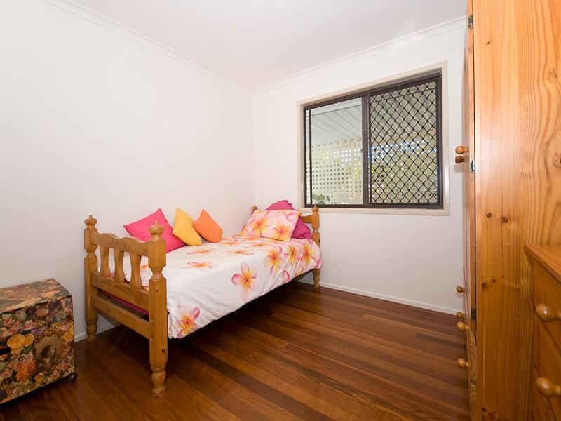 18 Meehan Street, Seventeen Mile Rocks QLD 4073