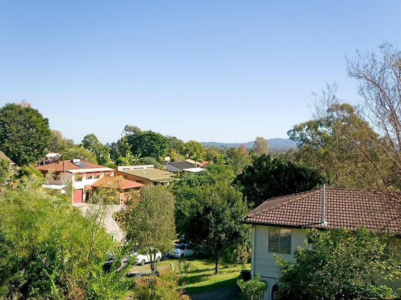 18 Meehan Street, Seventeen Mile Rocks QLD 4073