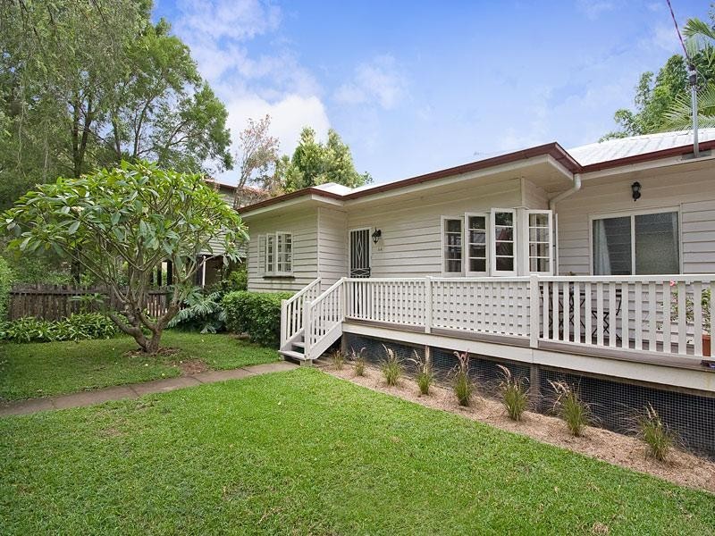 44 Weinholt Street, Sherwood QLD 4075