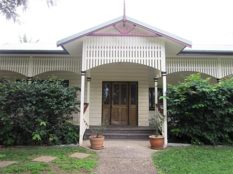 1 Turner Street, Sherwood QLD 4075