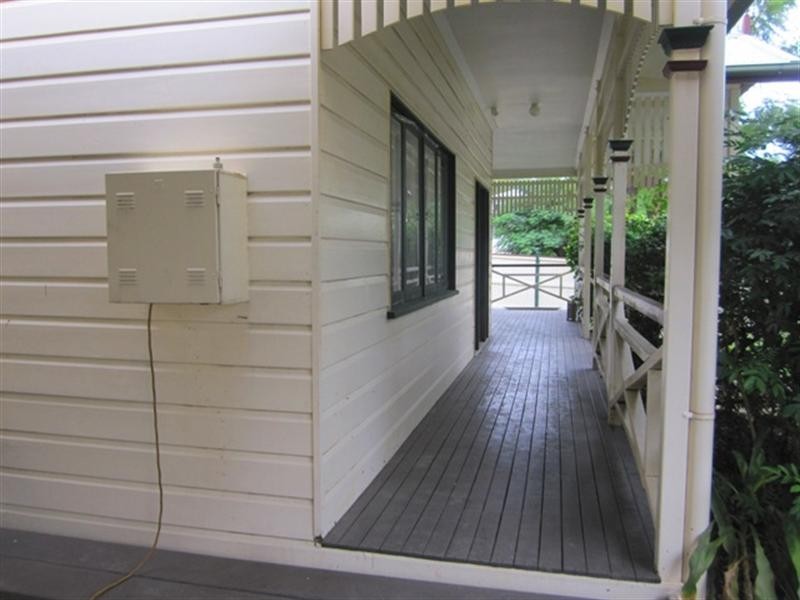 1 Turner Street, Sherwood QLD 4075