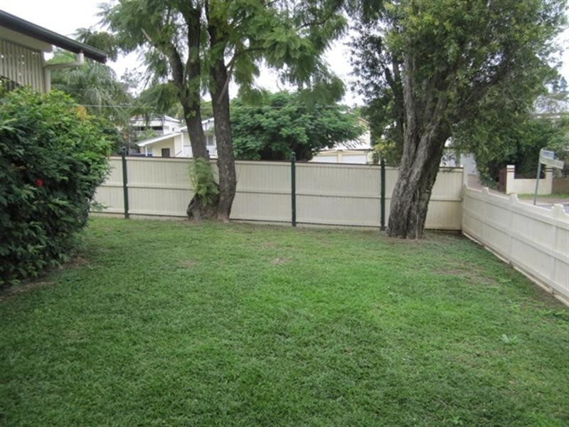 1 Turner Street, Sherwood QLD 4075