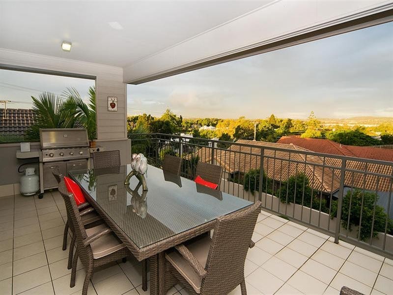 11/140 Dewar Terrace, Sherwood QLD 4075