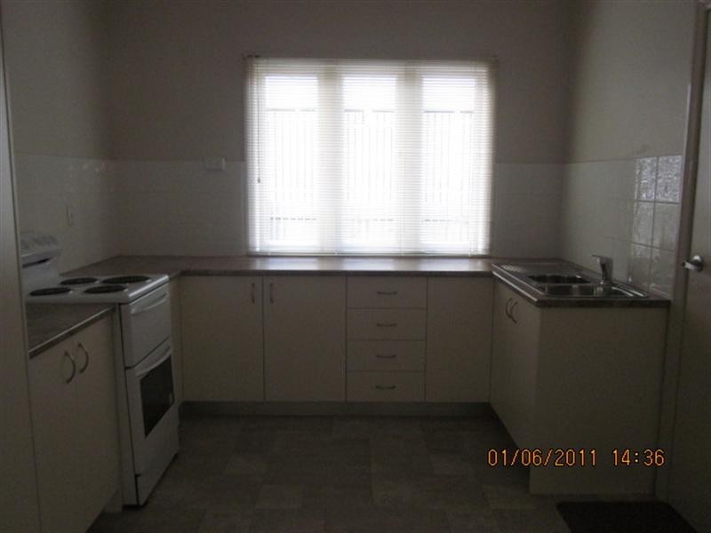 61 Oxley Station Road, Oxley QLD 4075