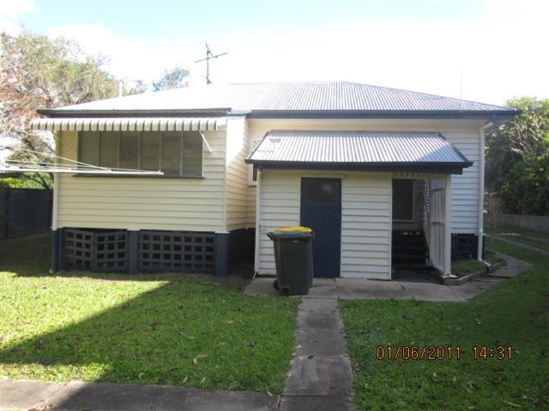 61 Oxley Station Road, Oxley QLD 4075