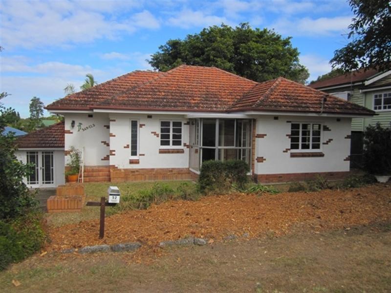 52 Ellen Street, Oxley QLD 4075