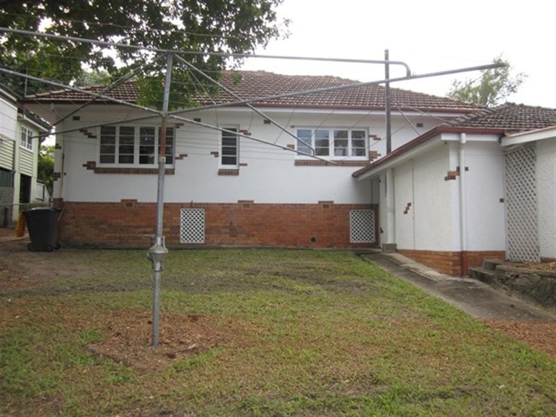 52 Ellen Street, Oxley QLD 4075