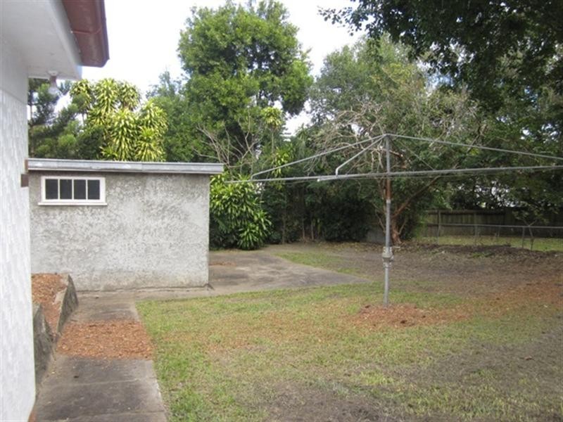 52 Ellen Street, Oxley QLD 4075