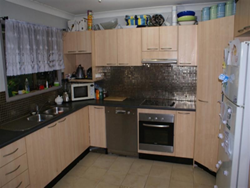 4 Durwun Close, Durack QLD 4077