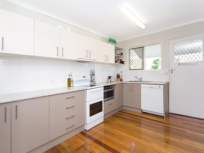 170 Englefield Road, Oxley QLD 4075