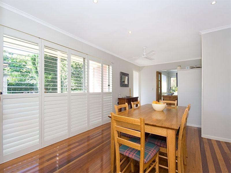 170 Englefield Road, Oxley QLD 4075