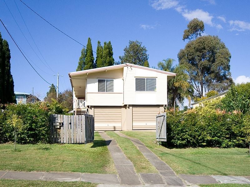 170 Englefield Road, Oxley QLD 4075