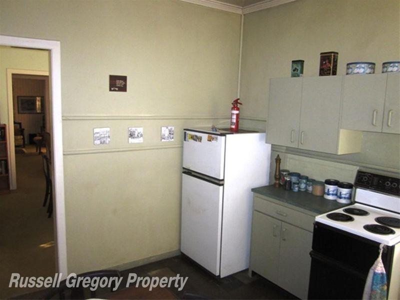 42 Magazine Street, Sherwood QLD 4075