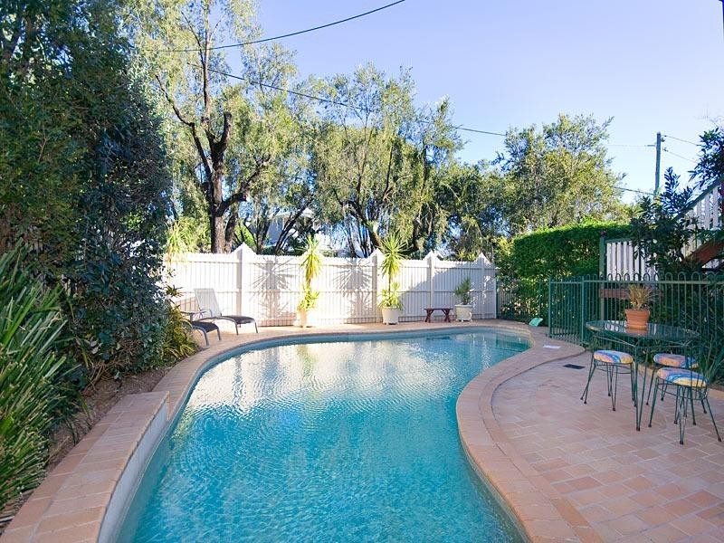 43 Weinholt Street, Sherwood QLD 4075