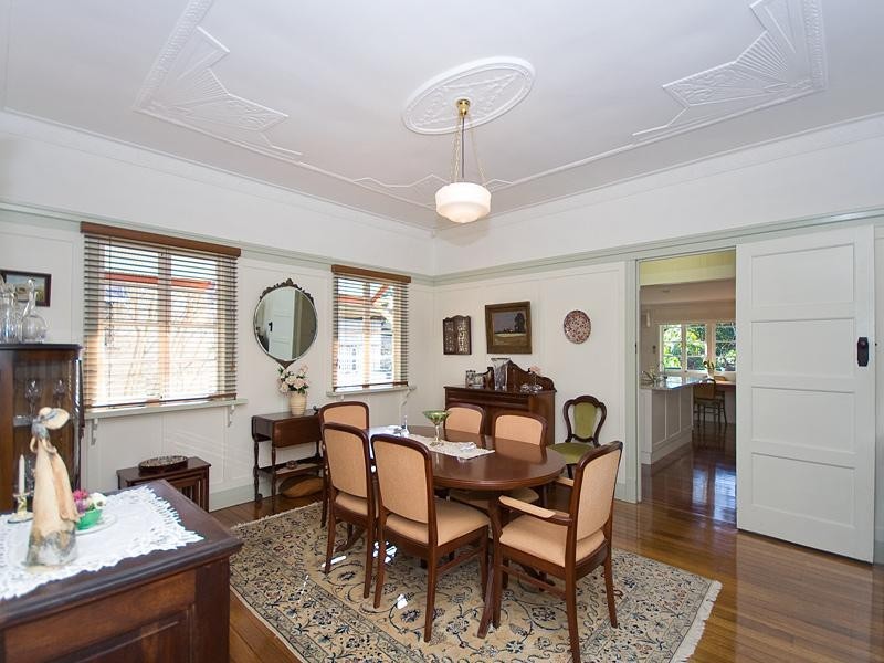 43 Weinholt Street, Sherwood QLD 4075