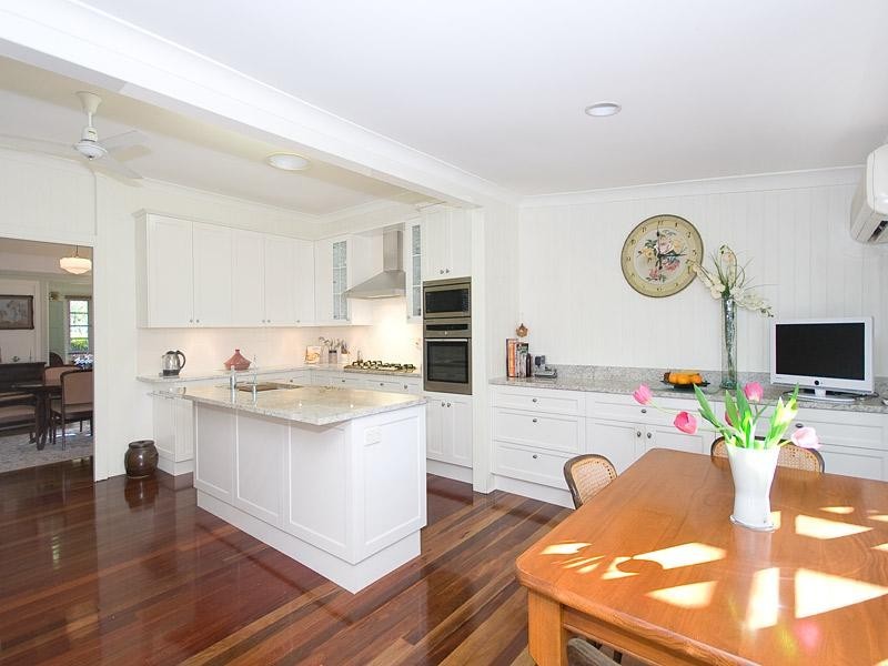 43 Weinholt Street, Sherwood QLD 4075