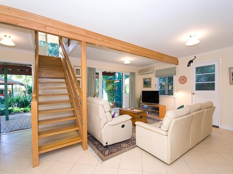 43 Weinholt Street, Sherwood QLD 4075