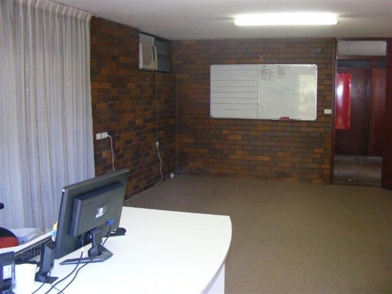 5 & 6/107 Dandenong Road, Mount Ommaney QLD 4074