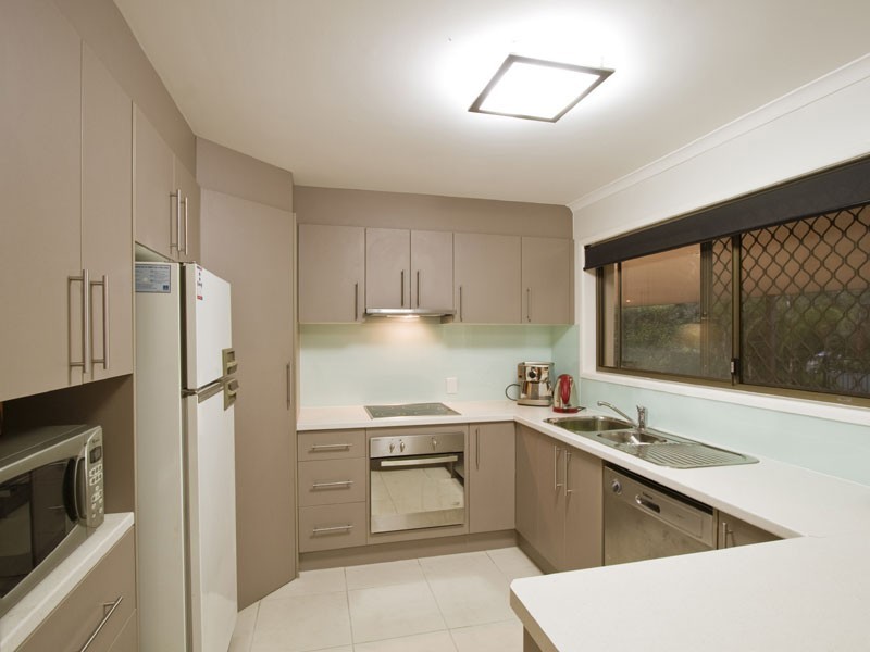 18 Arosa Street, Jamboree Heights QLD 4074