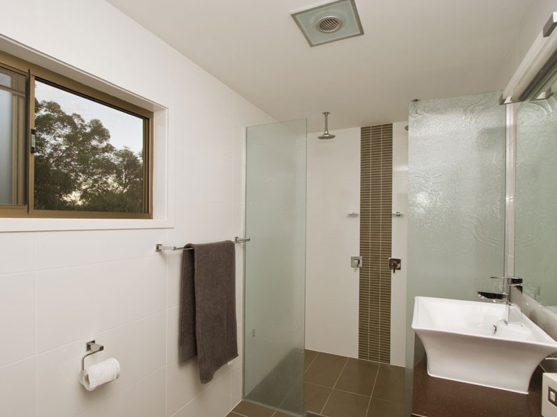 18 Arosa Street, Jamboree Heights QLD 4074