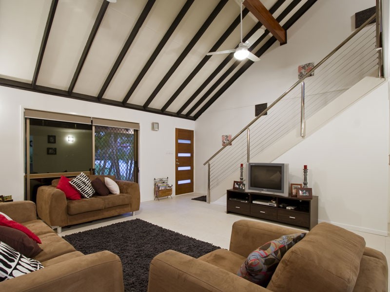 18 Arosa Street, Jamboree Heights QLD 4074