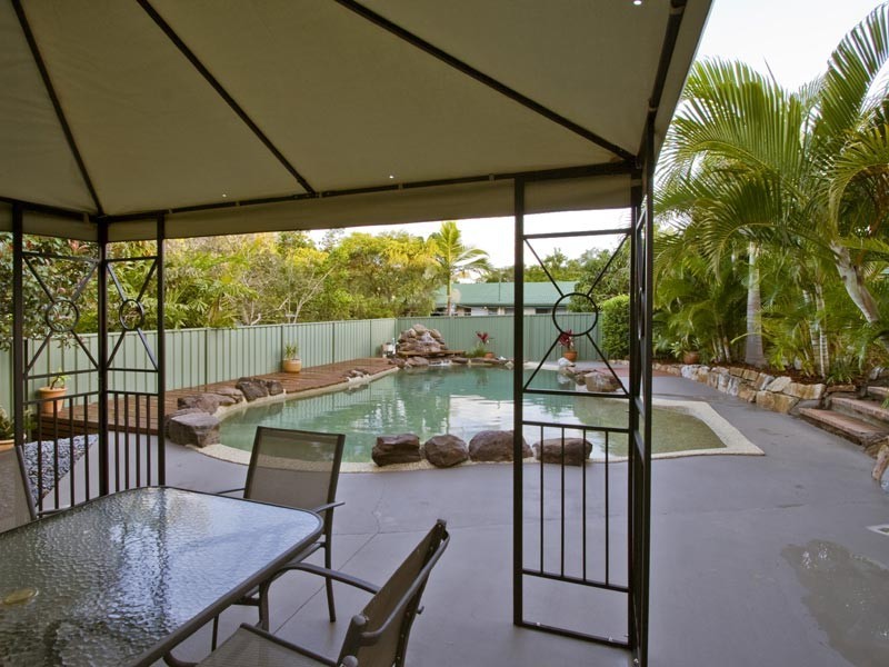 18 Arosa Street, Jamboree Heights QLD 4074