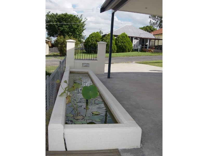 27 Enright Street, Oxley QLD 4075