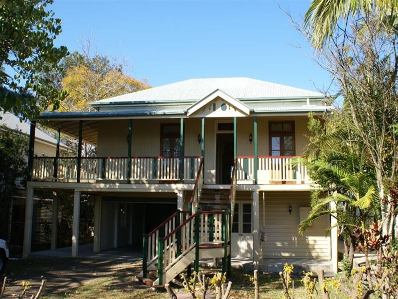 10 Crawford Road, Chelmer QLD 4068