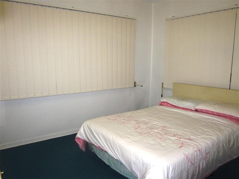 40 Park Road, Graceville QLD 4075