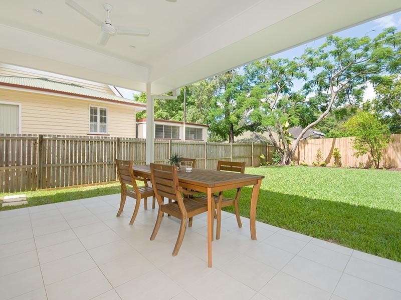 88 Oxley Station Road, Oxley QLD 4075