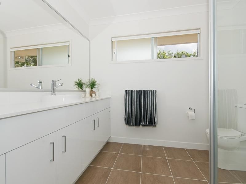 88 Oxley Station Road, Oxley QLD 4075