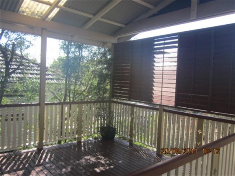 21 Coleman Street, Graceville QLD 4075