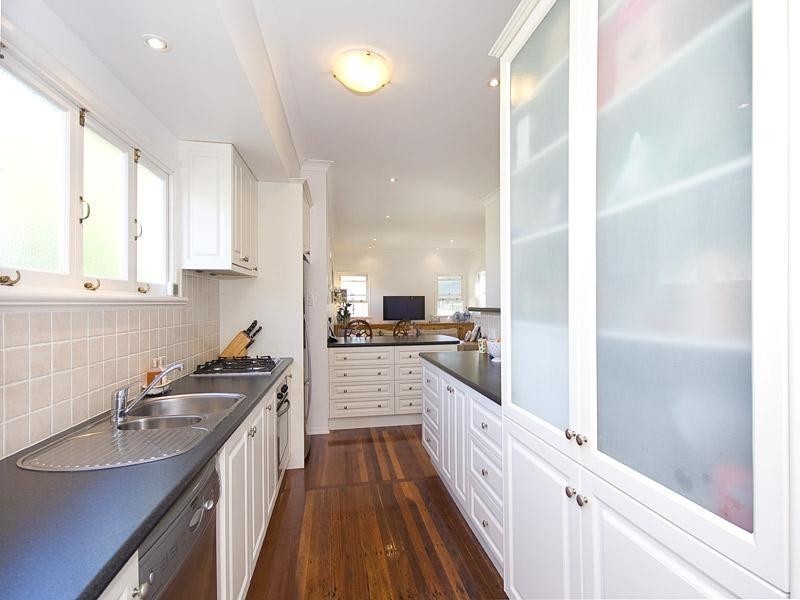 30 Menin Road, Corinda QLD 4075