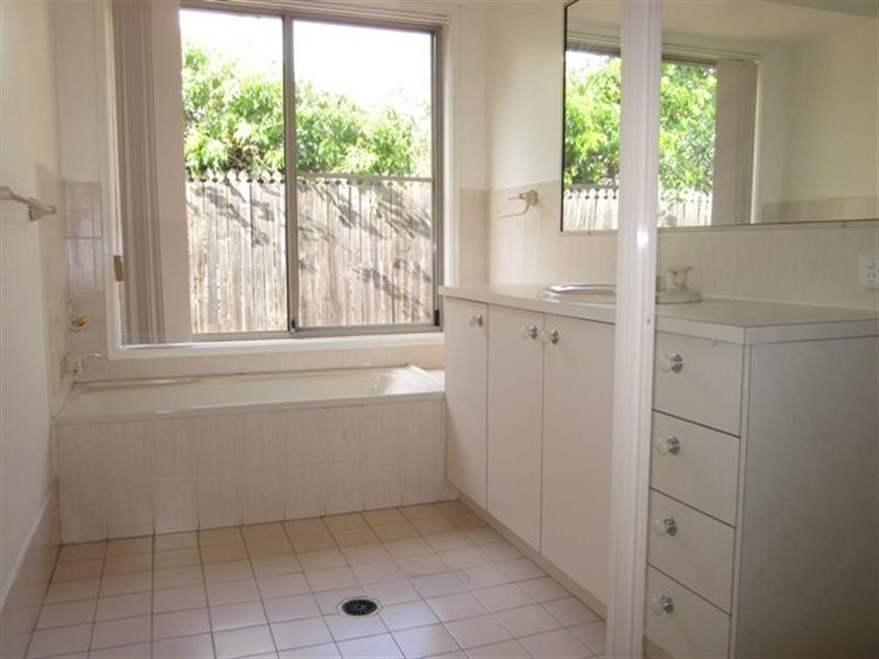 7 Elizabeth Street, Sherwood QLD 4075