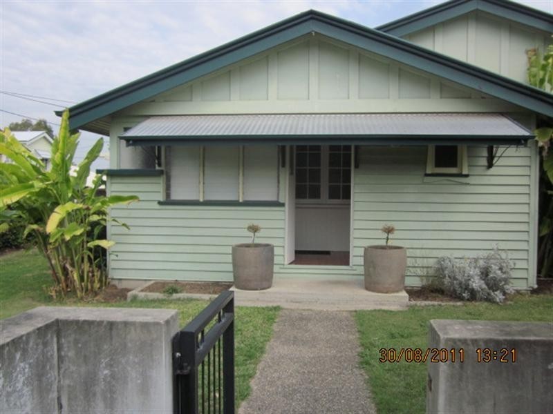 35 Chancellor Street, Sherwood QLD 4075